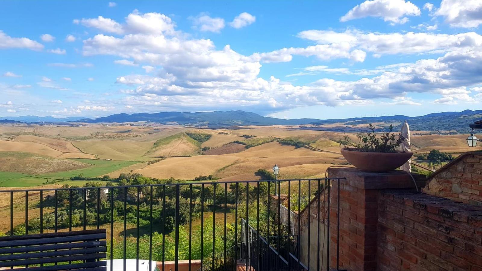 Appartamento La casa della Luna Terricciola Esterno foto